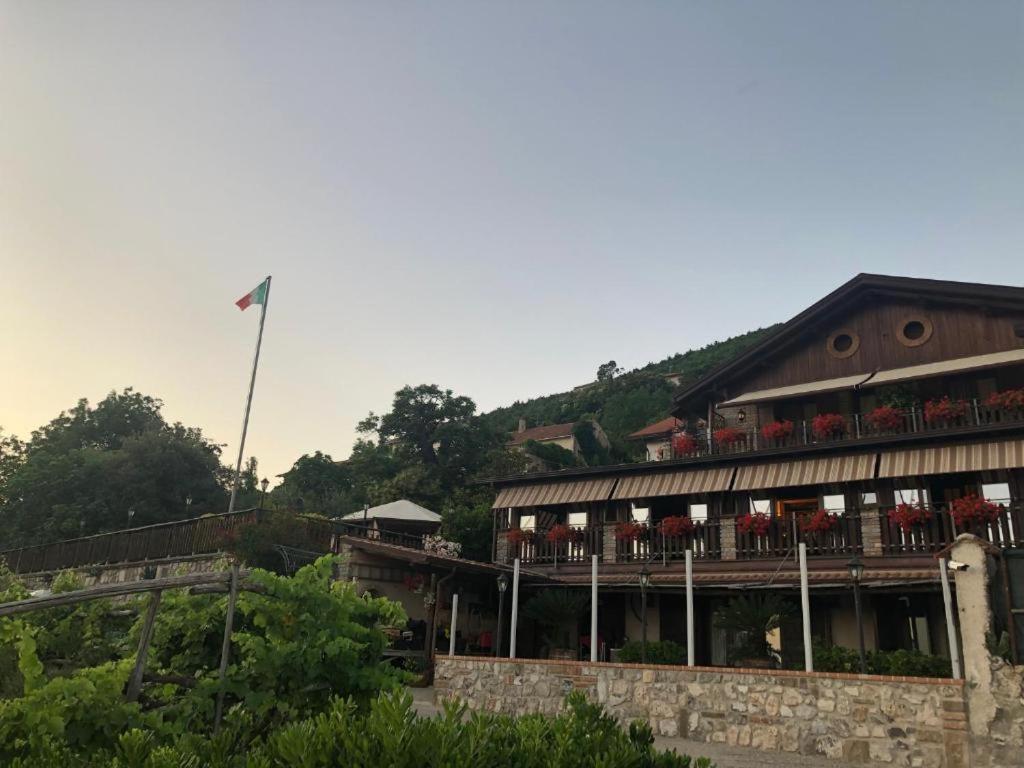 The Chalet, Guest House Agerola Exterior photo